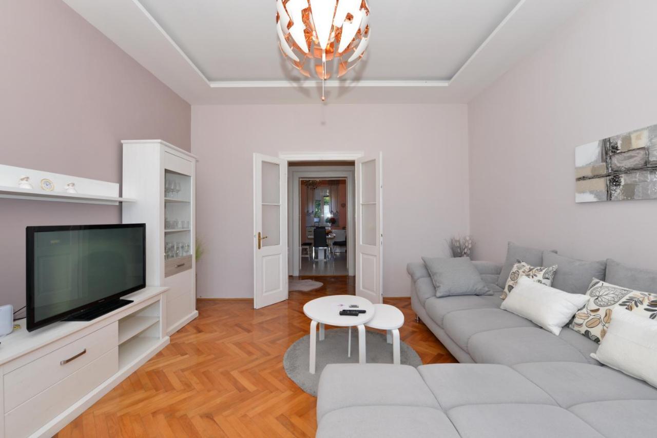 Apartman Nikki Kolovare Beach Zadar Exterior foto