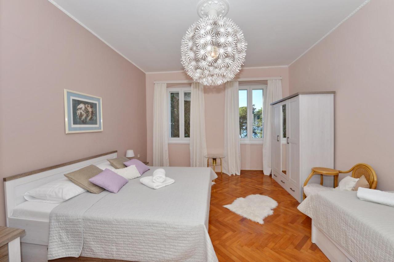 Apartman Nikki Kolovare Beach Zadar Exterior foto