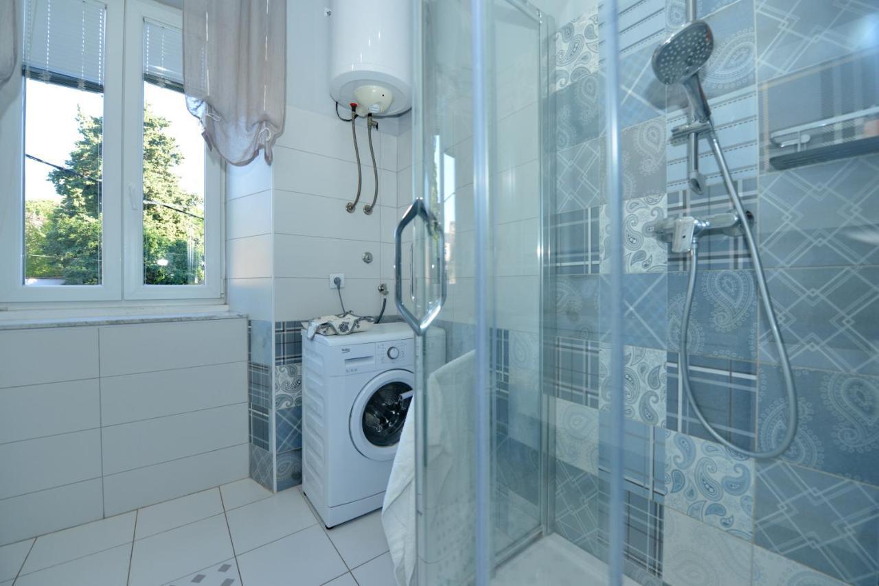 Apartman Nikki Kolovare Beach Zadar Exterior foto